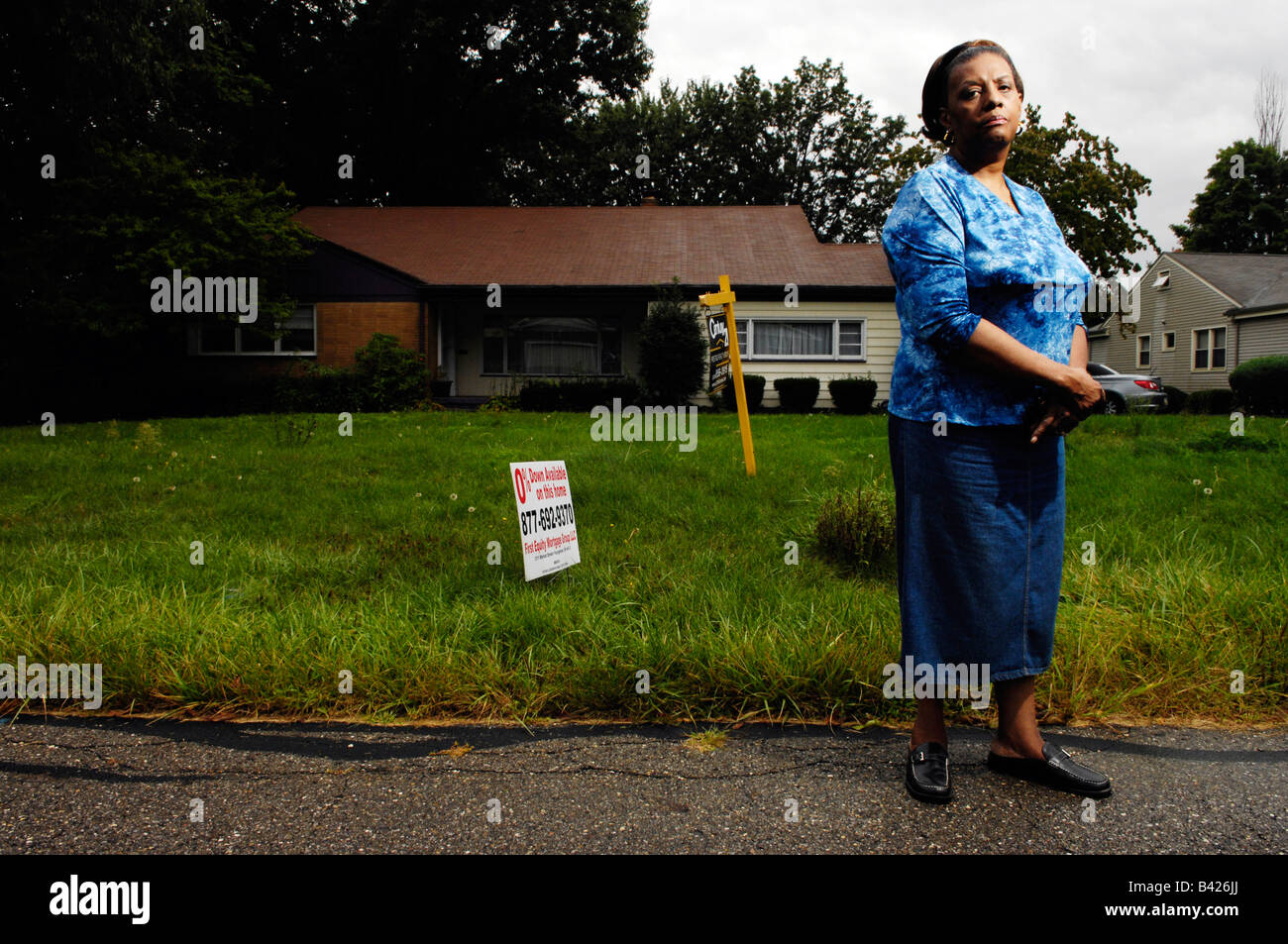 foreclosed home and owner in ohio, usa Stock Photo Alamy