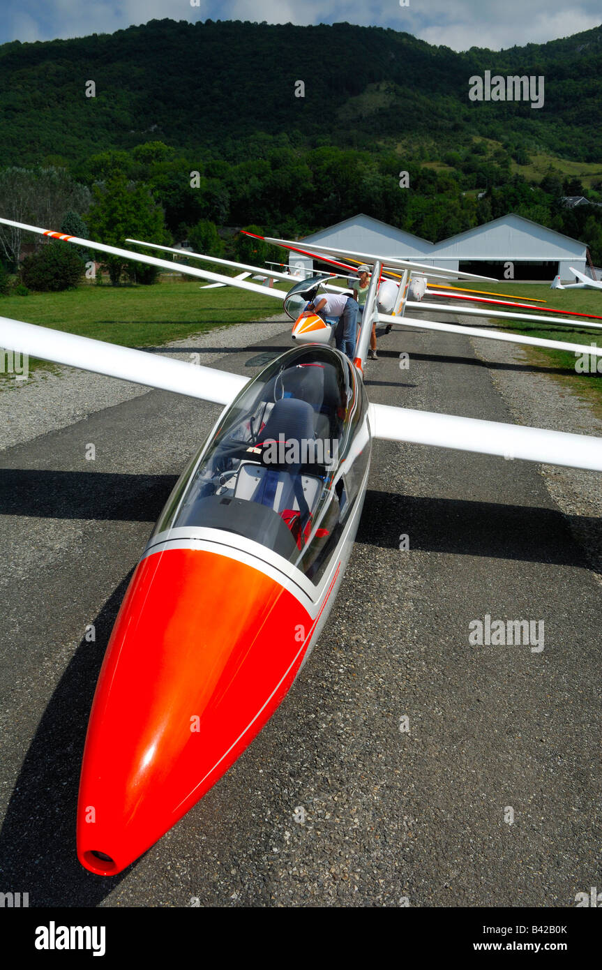 A Duo Discus glider ready to taking off on a french airfield in French Savoy Alps - France Stock Photo