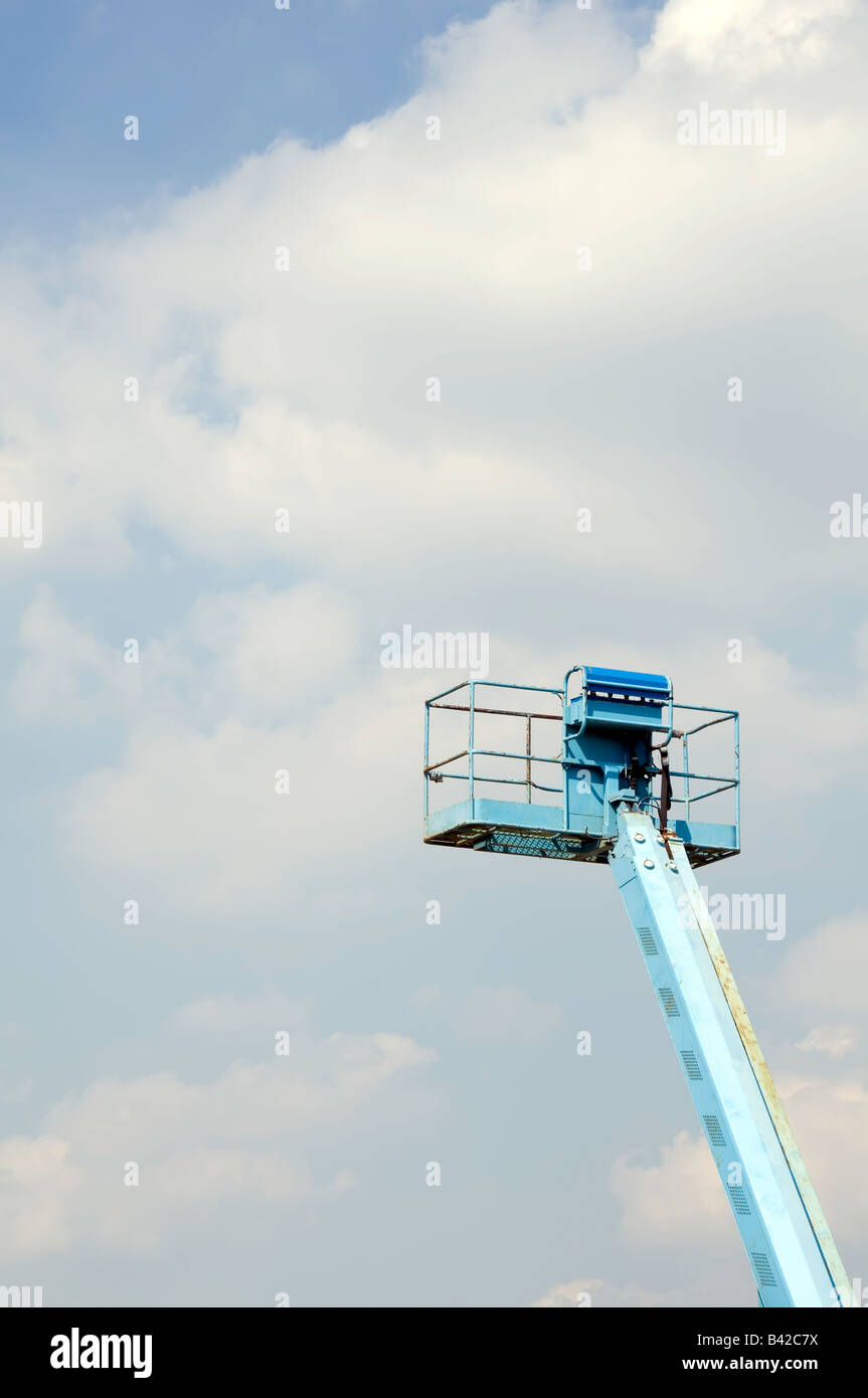 Man lift basket crane hi-res stock photography and images - Alamy