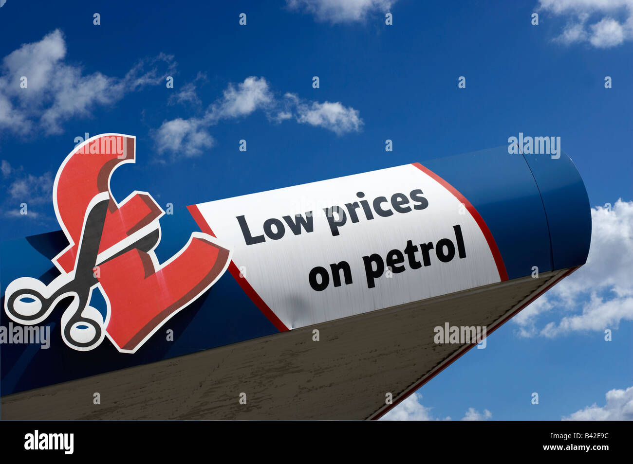 Tesco petrol hires stock photography and images Alamy
