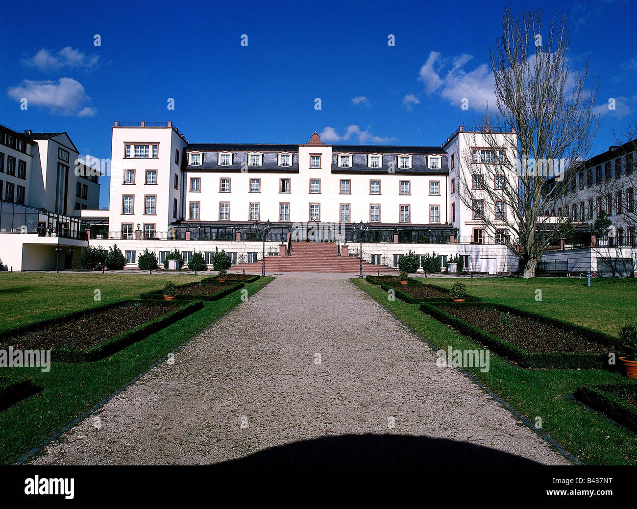 Castle reinhartshausen hi-res stock photography and images - Alamy