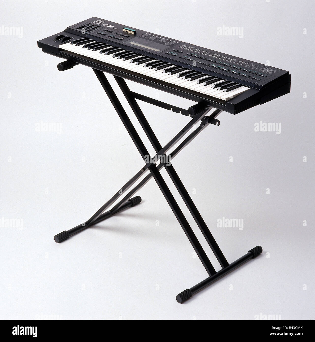 Music Instruments Synthesizer Yamaha Dx 7 Additional Rights Clearance Info Not Available Stock Photo Alamy
