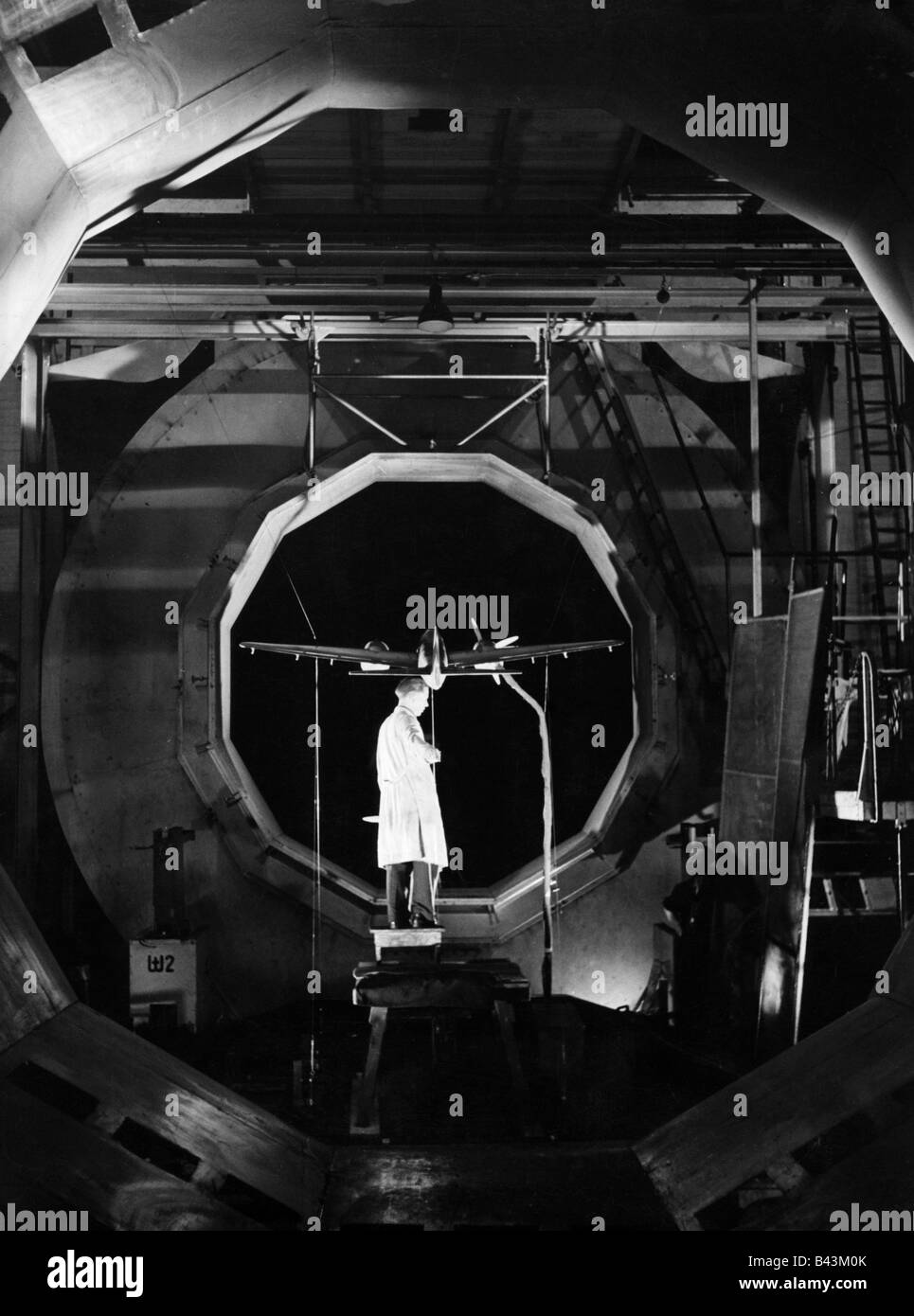 events, Second World War / WWII, Germany, armaments industry, aircraft construction, Junkers works, construction of a Ju 88 bomber in a wind tunnel, June 1941, Stock Photo