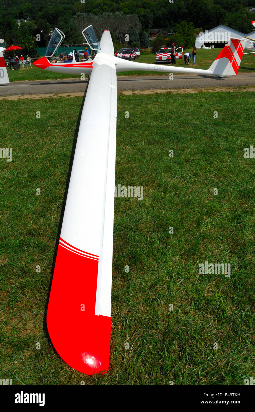 A glider ASH-25 ready to taking off on a french airfield in French Savoy Alps - France Stock Photo