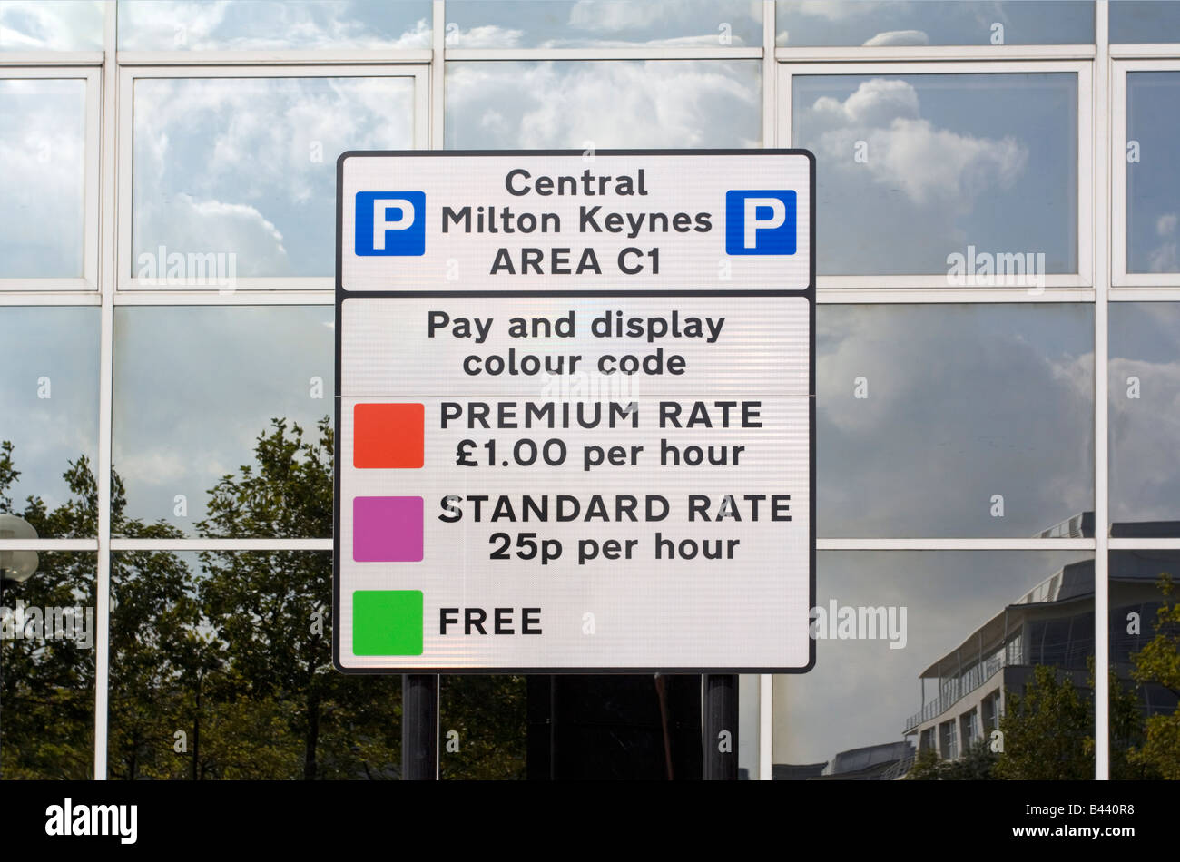 Parking sign - Central Milton Keynes - Buckinghamshire Stock Photo