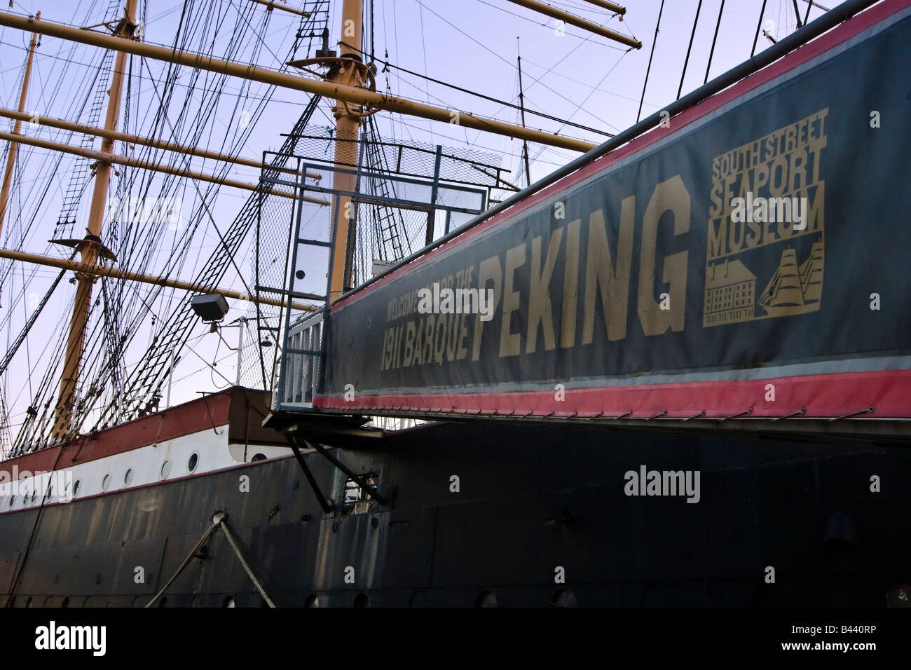 Sailing ship peking hires stock photography and images Alamy