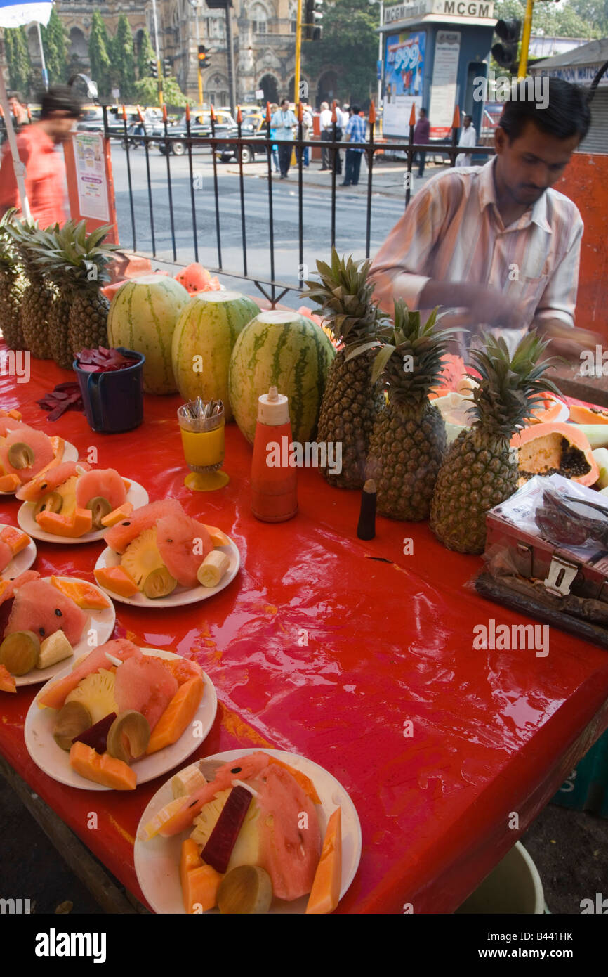 India Bombay Mumbai fresh fruits stall 2008 Stock Photo Alamy