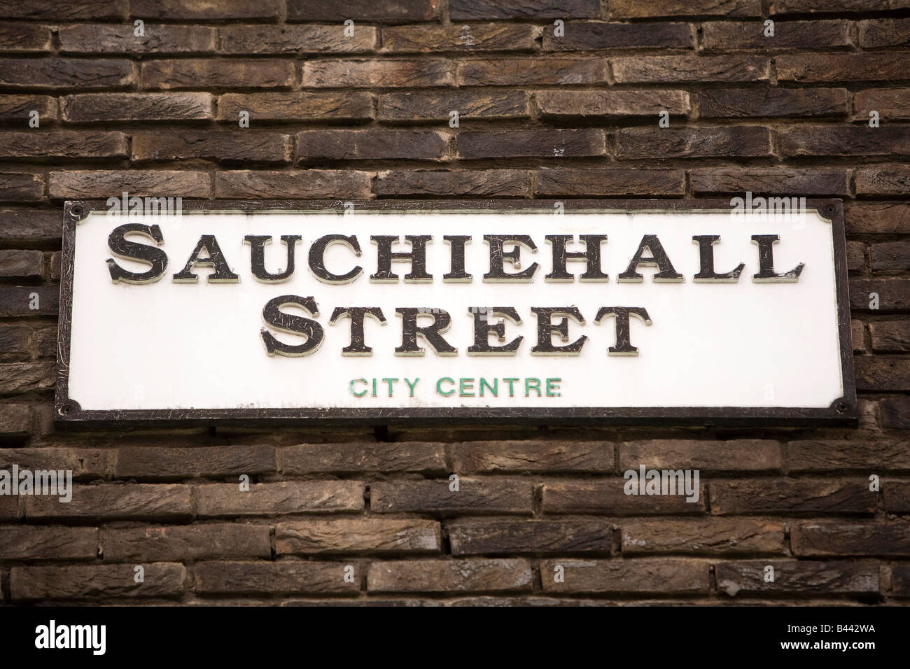 UK Scotland Glasgow Sauchiehall Street sign on wall Stock Photo Alamy