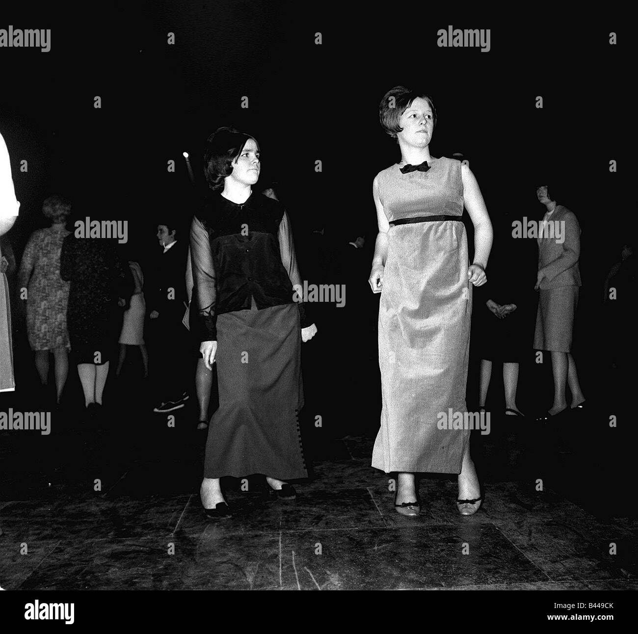 Mods Dancing at the Mod Ball in Wembley s Empire Pool 1964 Stock Photo