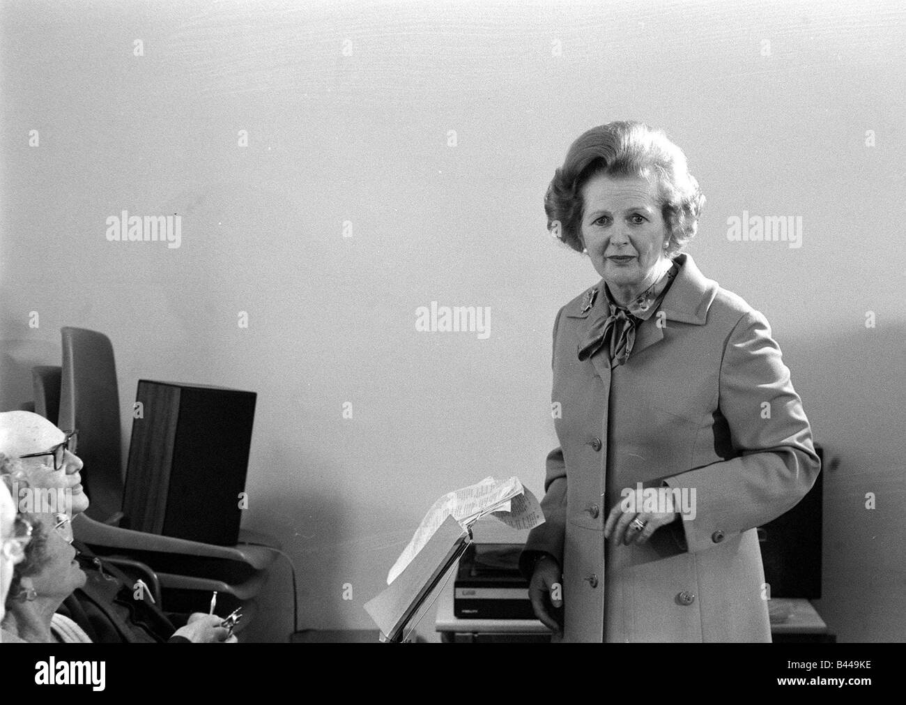 Margaret Thatcher visits East End of London 1980 Stock Photo Alamy