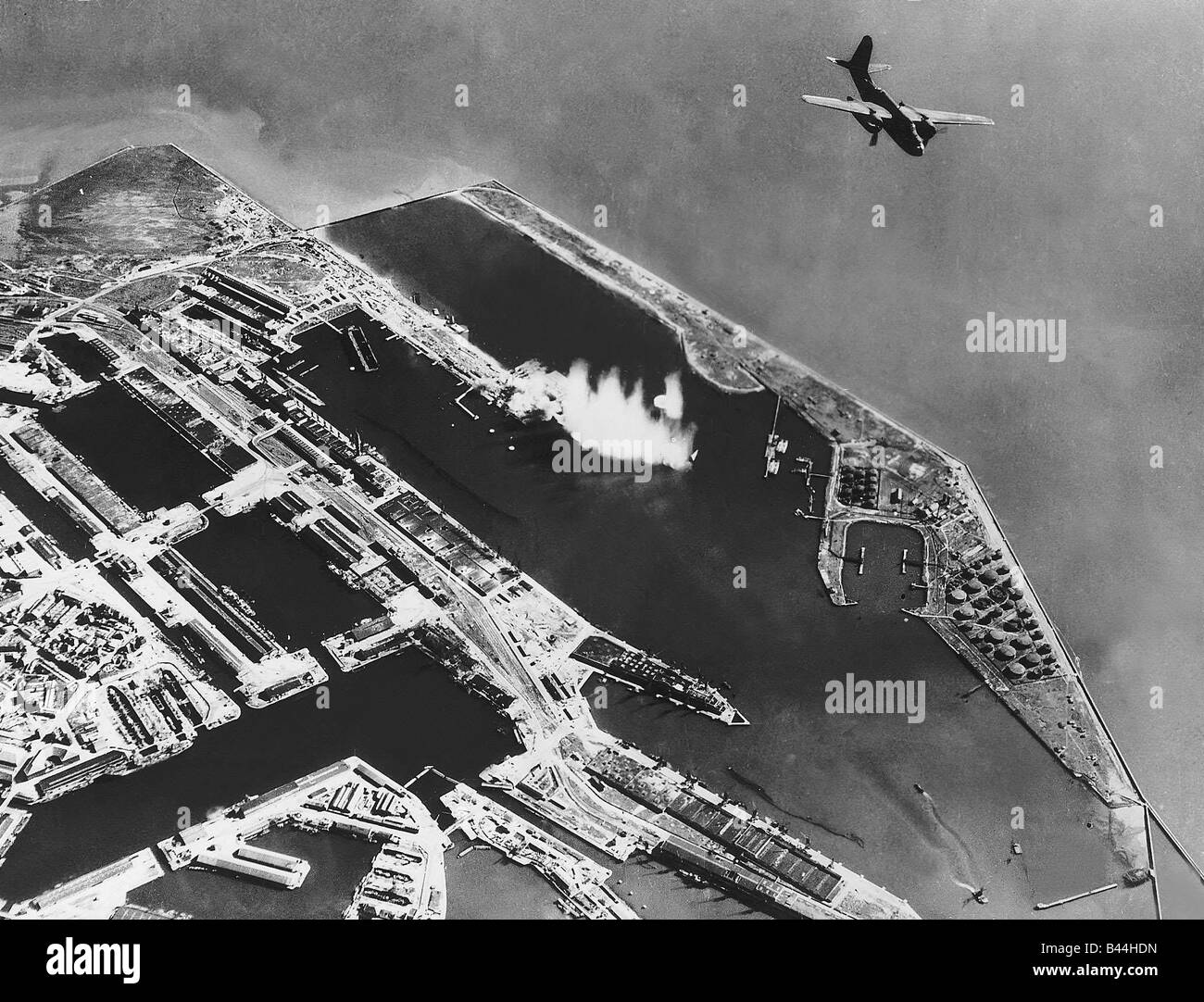 Bombing raid on enemy shipping in Le Havre Docks by the USAF Douglas A20 Boston bombers during WW2 1942 Stock Photo