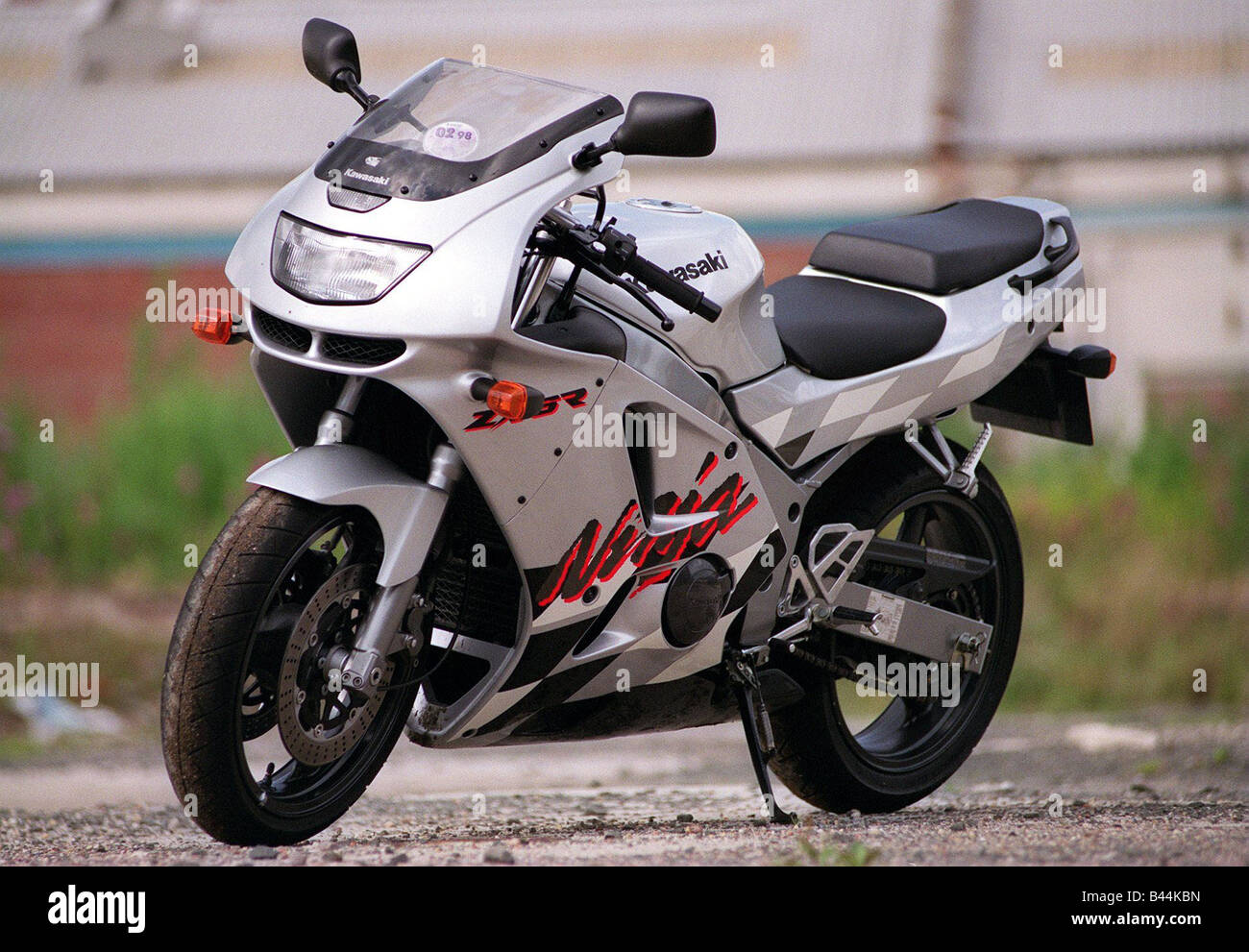 Ninja ZX 6R Motorbike August 1997 Stock Photo - Alamy