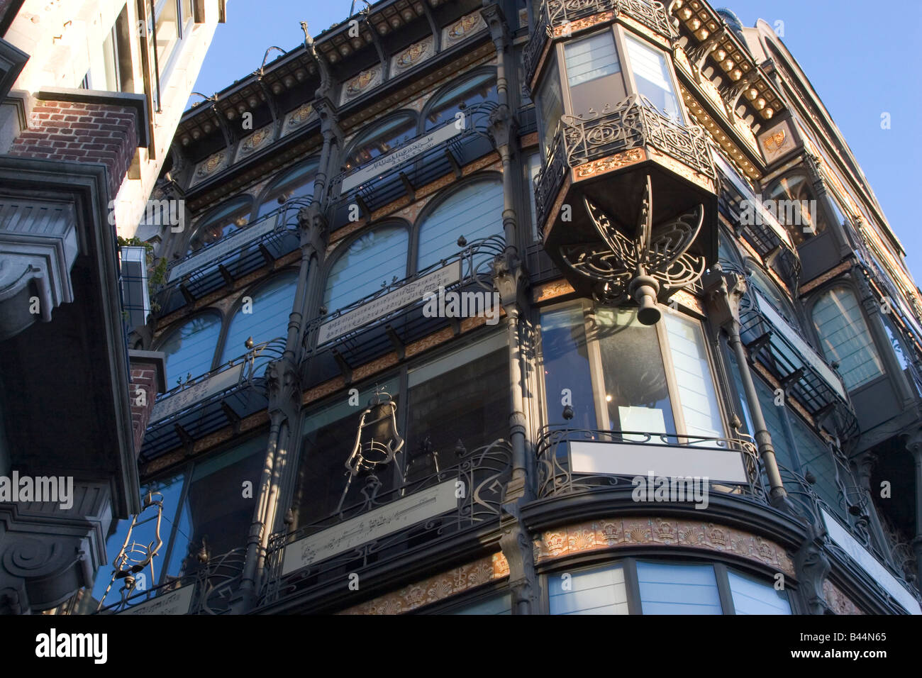 Art Nouveau building housing the 'Musee des Instruments de Musique', 2