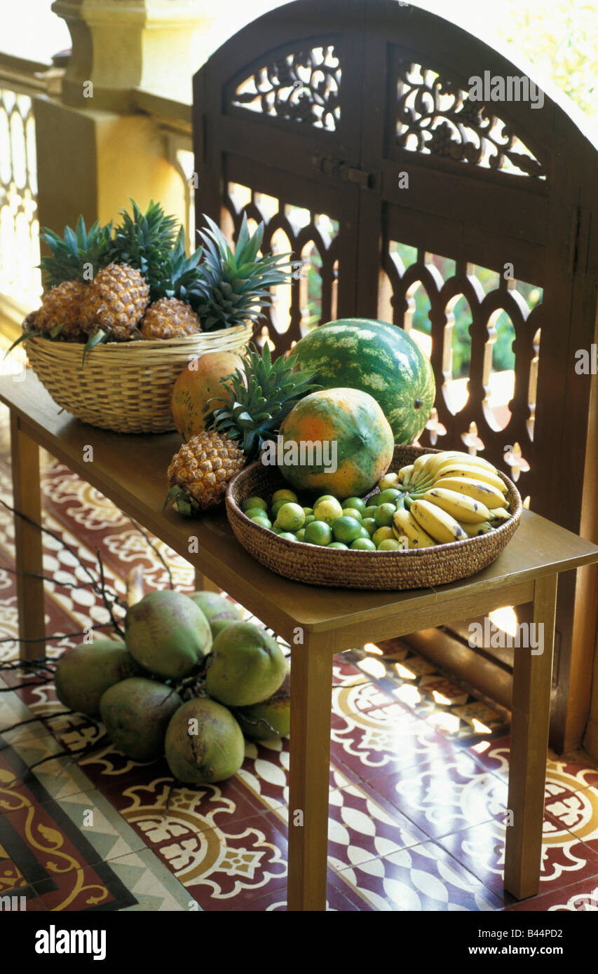 Indian baskets hires stock photography and images Alamy