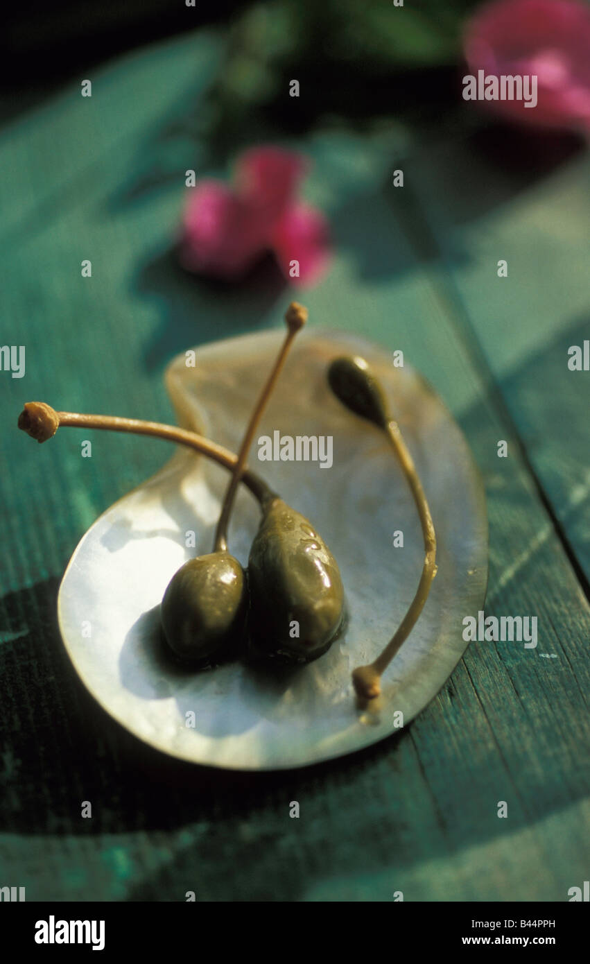 Capers and flower hi-res stock photography and images - Alamy
