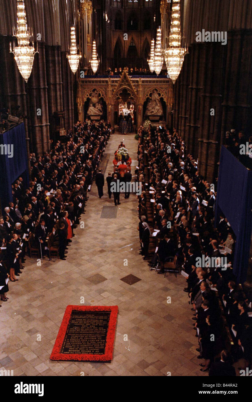 Princess Diana Death 31 August 1997 Princess Diana s coffin is carried down the aisle of Westminster Abbey followed by Prince Stock Photo