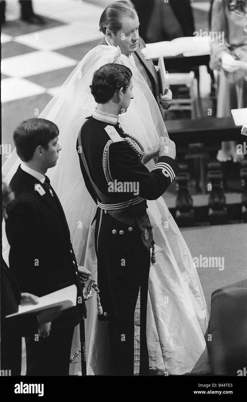 Prince Charles and Princess Diana Wedding July 1981 Earl Spencer and Lady Diana Princes Charles and Andrew at altar in St Pauls Stock Photo