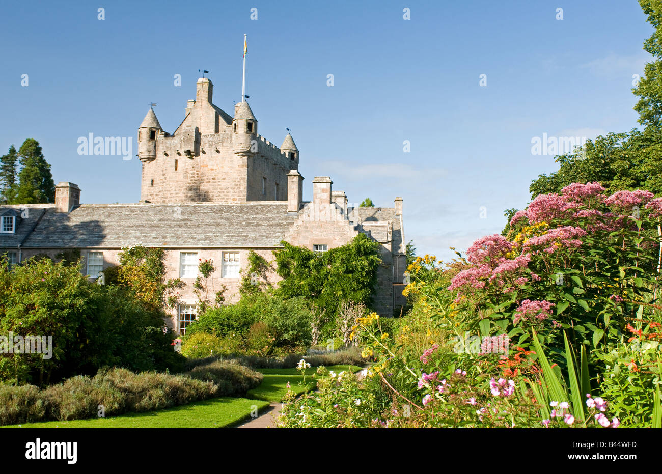 Cawdor Castle Nairn, home ot the Thanes of Cawdor family seat of members of the Campbell Clan for over 800 years. Stock Photo