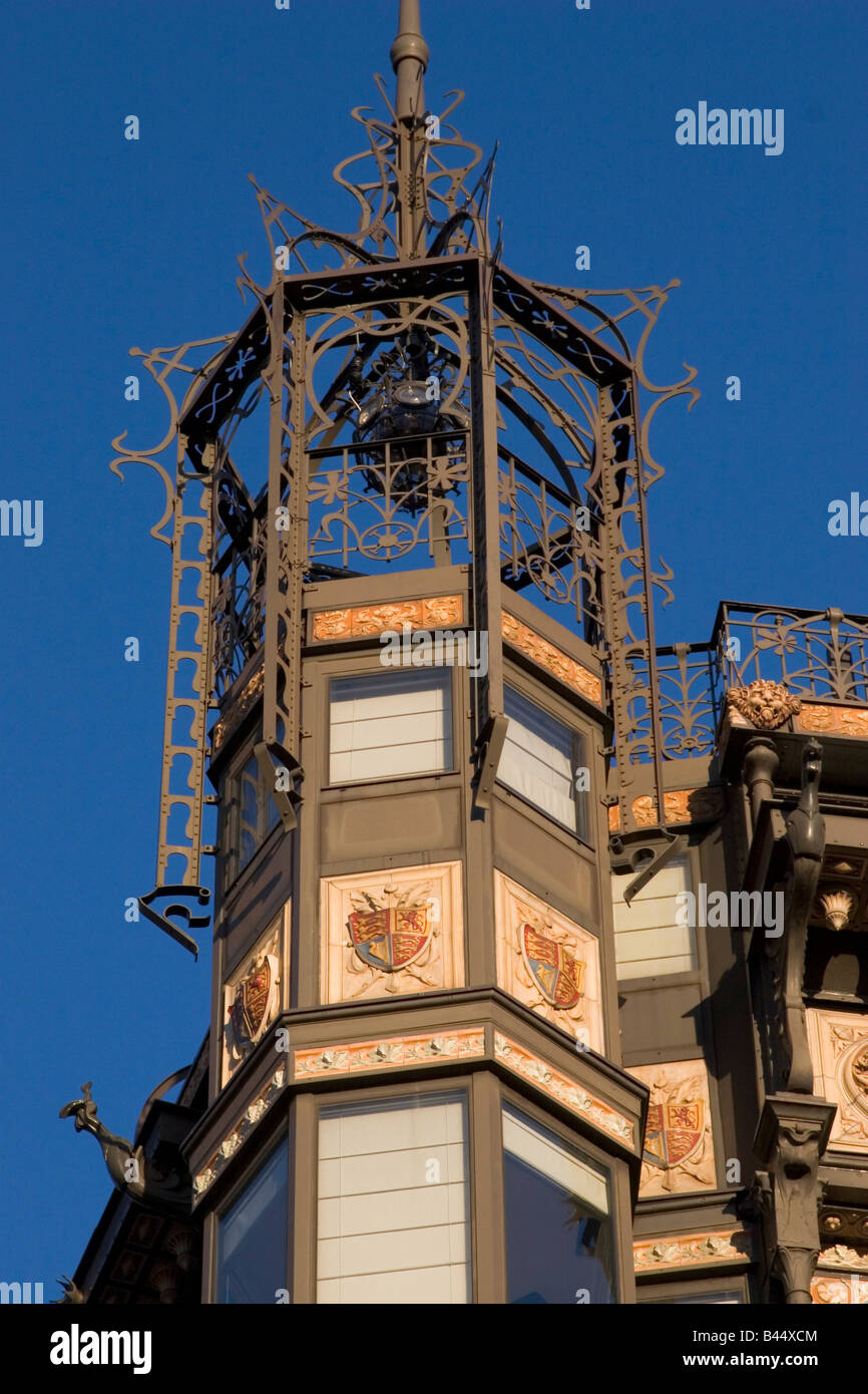 Art Nouveau building housing the 'Musee des Instruments de Musique', 2