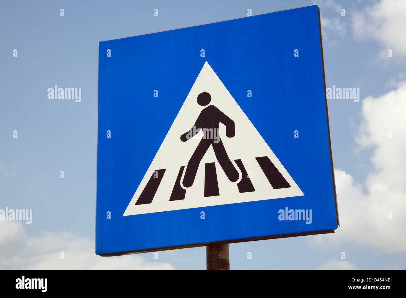 Zebra Crossing Uk Stock Photos & Zebra Crossing Uk Stock Images - Alamy