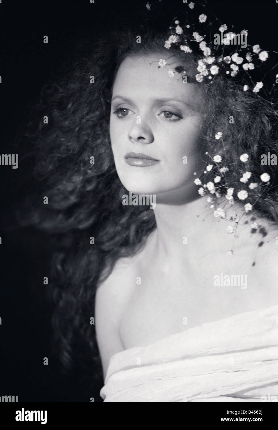 Woman portrait serious black and white hi-res stock photography and ...