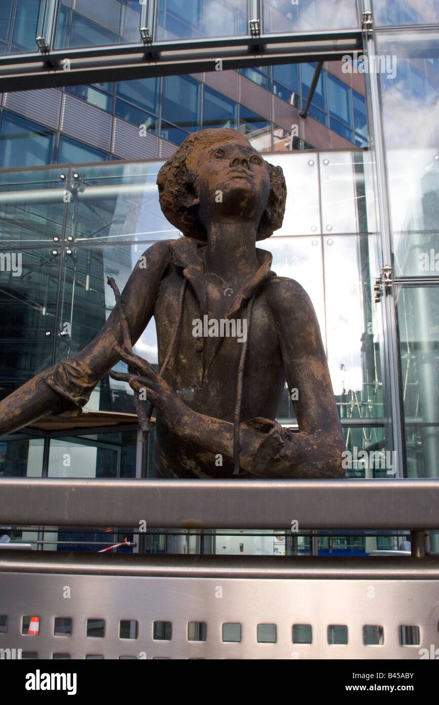 Eu Parliament Brussels Statue Stock Photos & Eu Parliament Brussels