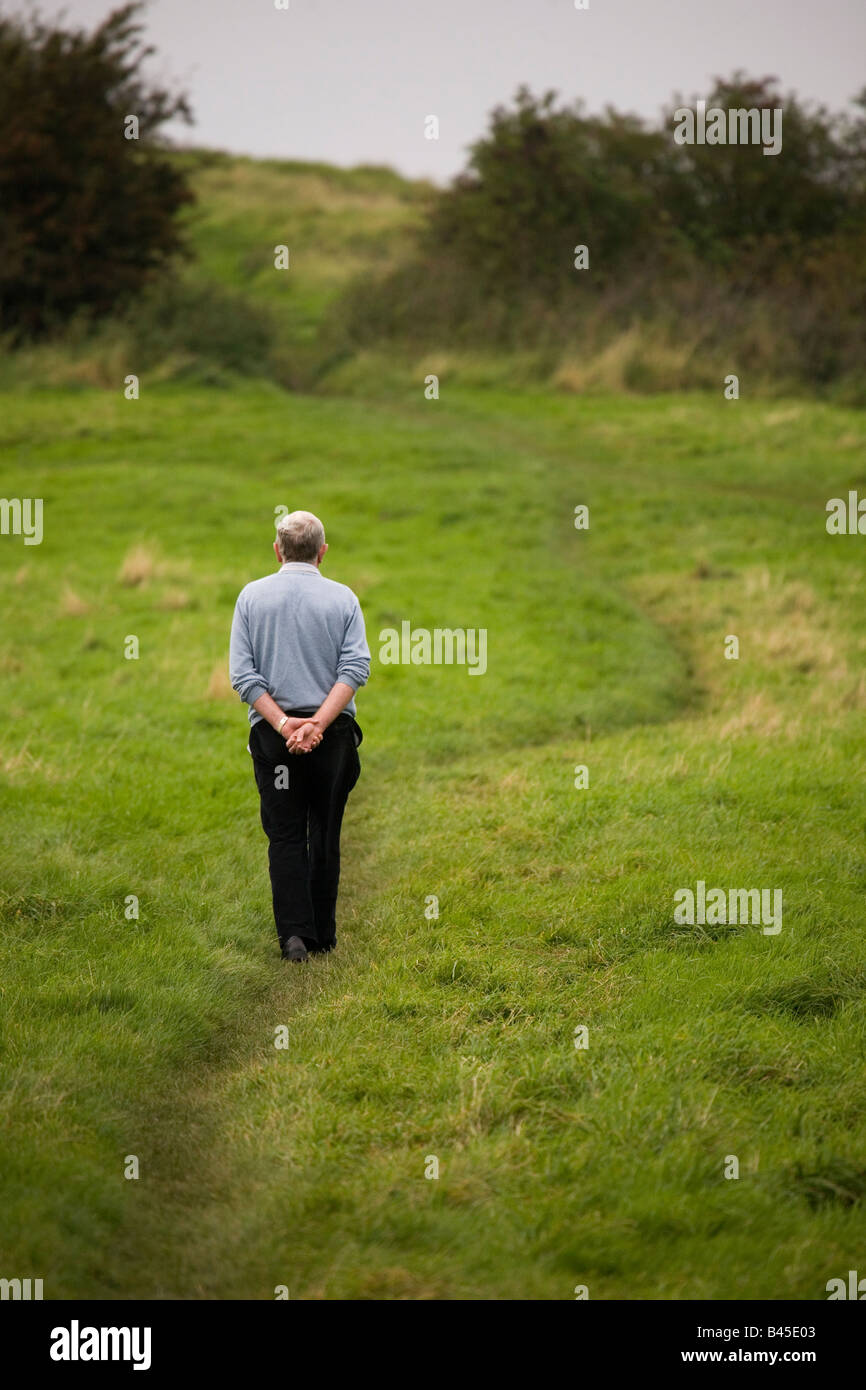 Man walks alone hi-res stock photography and images - Alamy