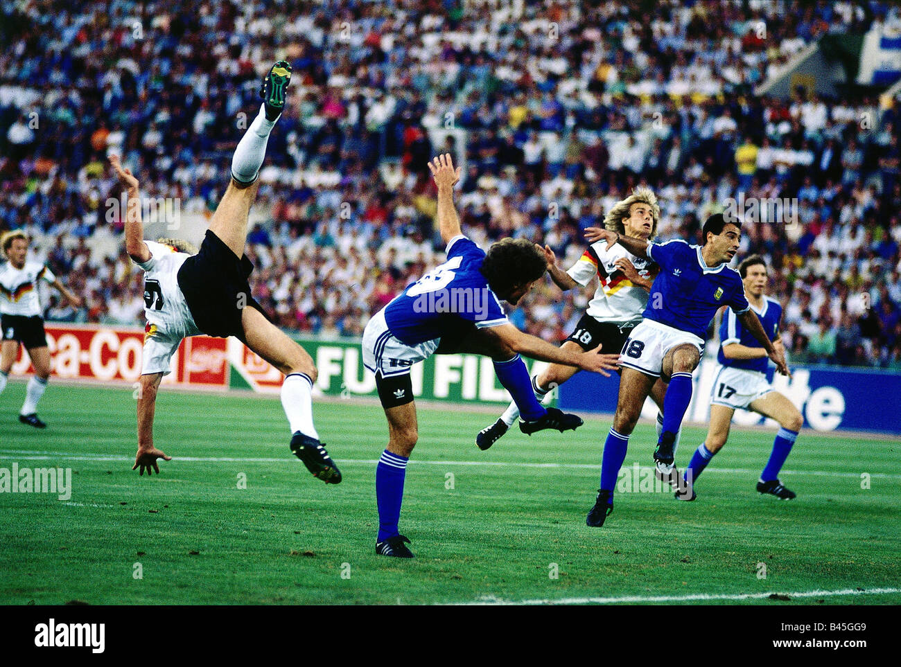 World cup final 1990 argentina germany hires stock photography and