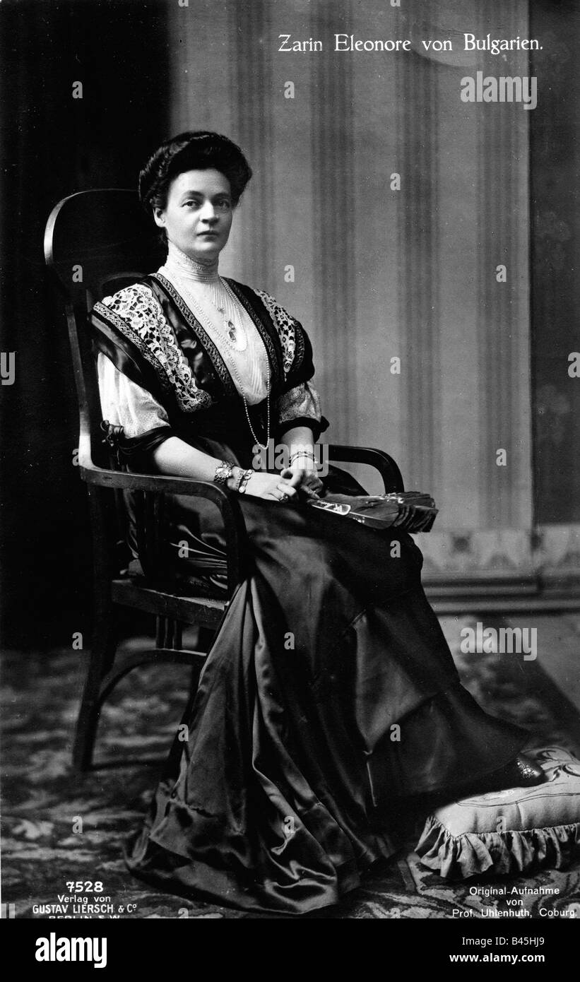 Eleonore, 22.8.1860 - 22.9.1971, Queen Consort of Bulgaria 5.10.1908 - 3.10.1918, full length, postcard, circa 1910, , Stock Photo