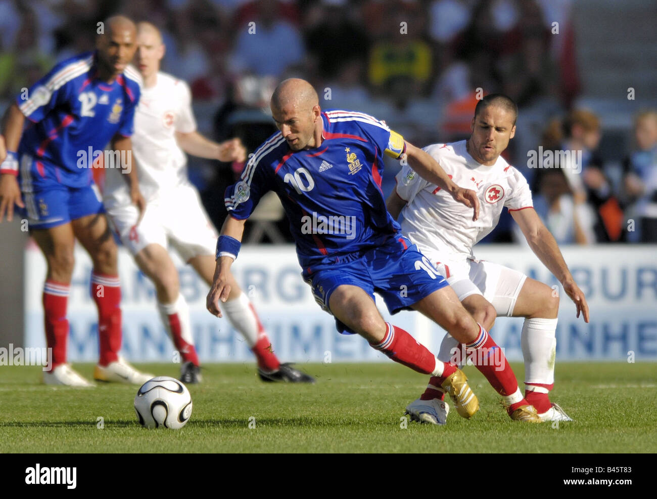 Sport, football, world championships, France versus Switzerland, (0:0), Stuttgart, 13.6.2006, Additional-Rights-Clearance-Info-Not-Available Stock Photo