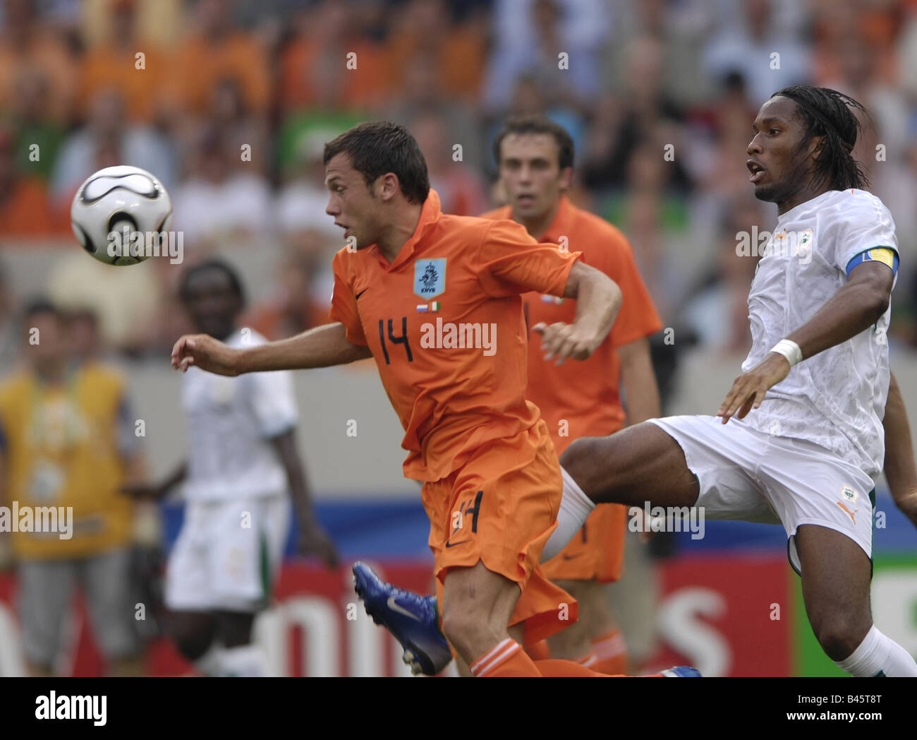 Sport, football, world championships, Netherlands versus Cote d'Ivoire, (2:1), Stuttgart, 16.6.2006, Additional-Rights-Clearance-Info-Not-Available Stock Photo