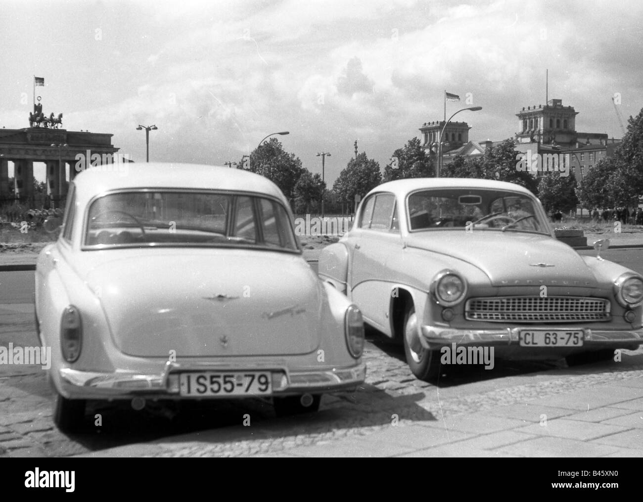 Total 76+ imagen autos modelo 1965