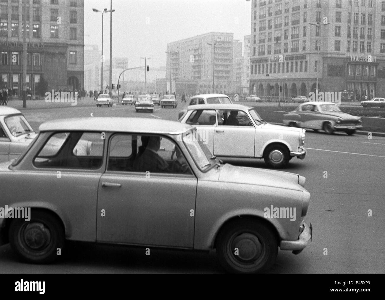 georgraphy/travel, Germany, Berlin, Karl-Marx-Allee and Strausberger Platz, 1970, Stock Photo