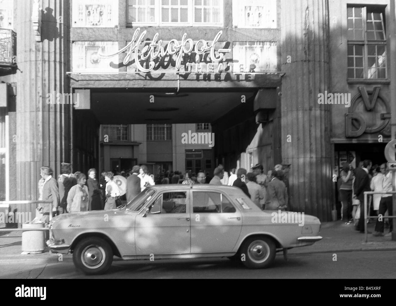 Berlin germany german theatre Black and White Stock Photos & Images - Alamy