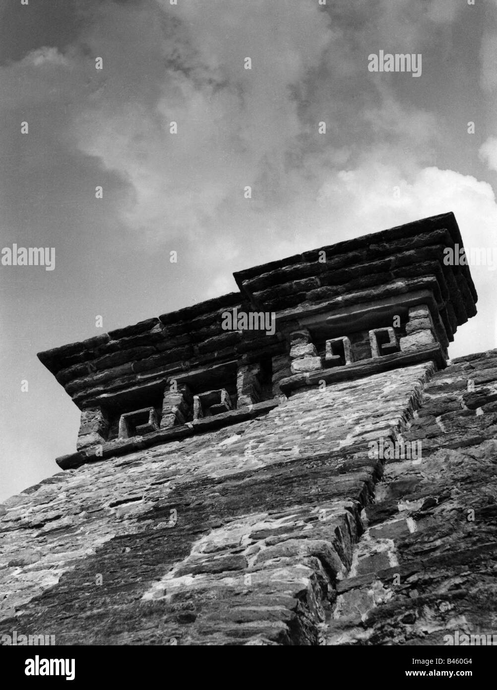 geography / travel, Mexico, El Tajin, Totonac culture, building , built: circa 900, detail: symbolic snakes, Mexico, 1950s, Stock Photo