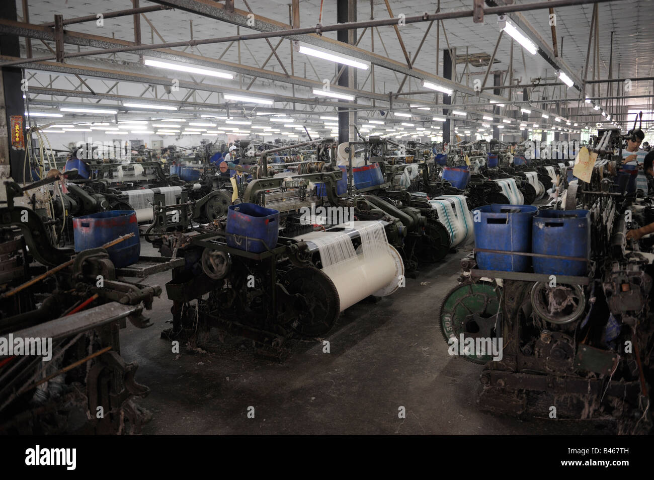Factory china textile hires stock photography and images Alamy