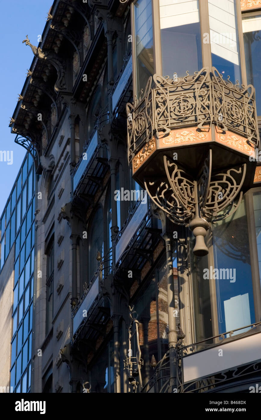 Art Nouveau building housing the 'Musee des Instruments de Musique', 2