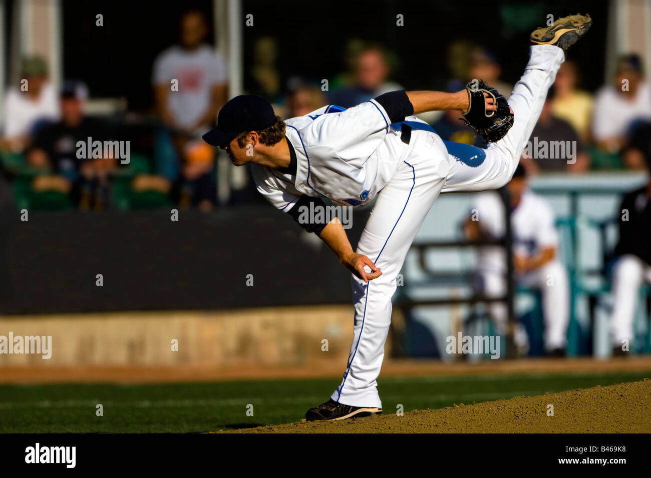 A baseball playing throwing the ball Stock Photo Alamy