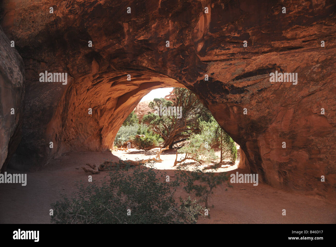 Hike to be alone arches np hi-res stock photography and images - Alamy