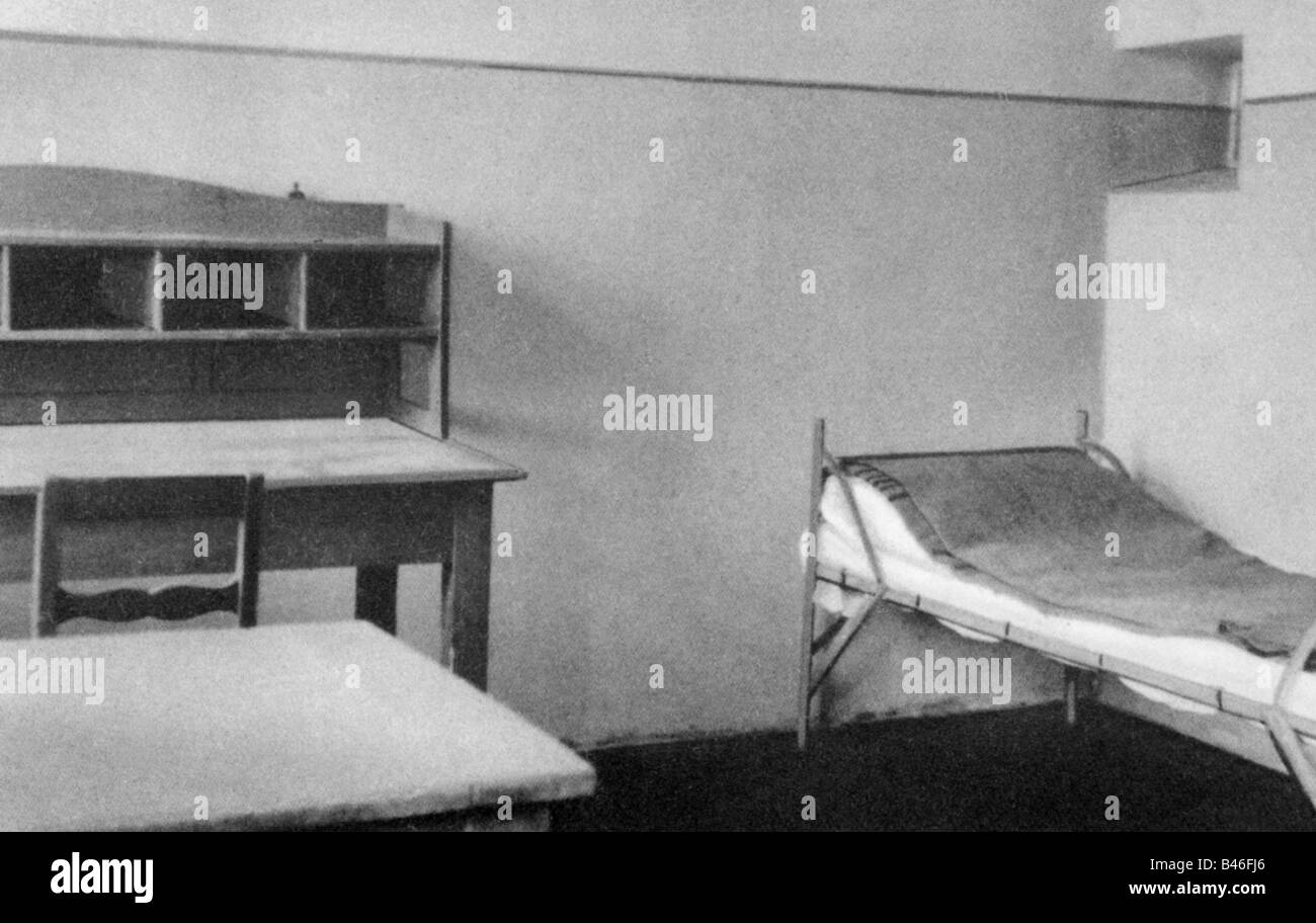 Thaelmann, Ernst, 16.4.1886 - 28.8.1944, German politician, arrest at Bautzen prison, 1943 - 1944, his cell, , Stock Photo