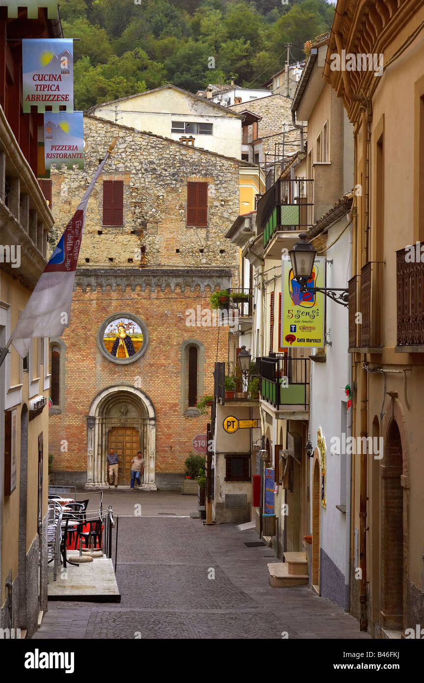 Castelli abruzzo hi-res stock photography and images - Alamy