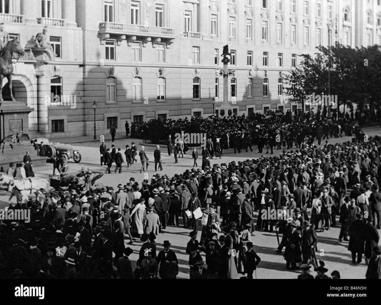 The Unhurried World of Pre-War Vienna, Travel