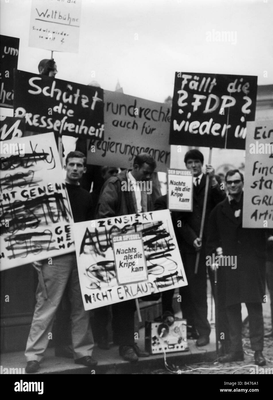 geography / travel, Germany, politics, demonstrations, Spiegel scandal, demonstrators with transparents, 1962, Stock Photo