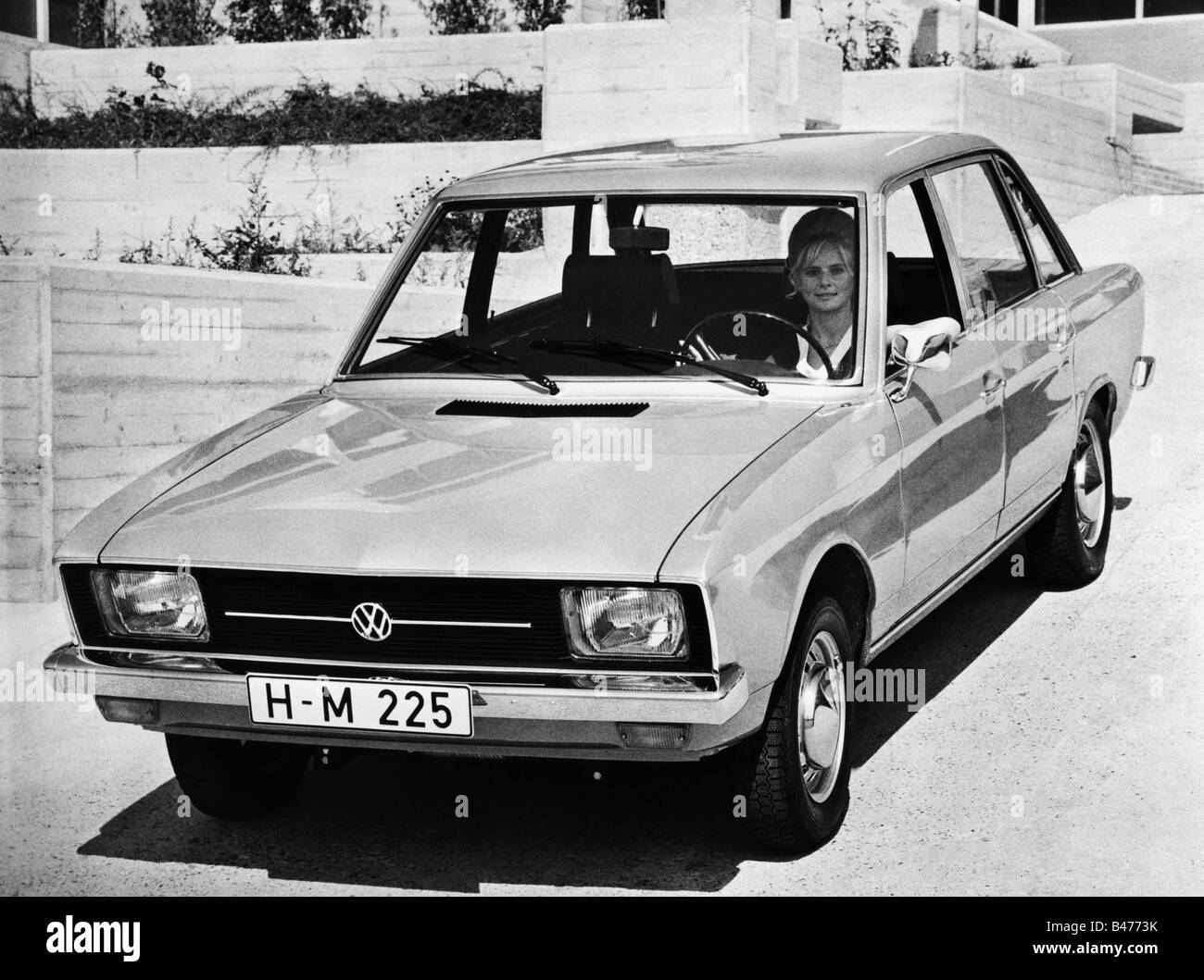 transport / transportation, car, vehicle variants, VW K 70, exterior view, front side, woman at the steering wheel, 1970, cars, Volkswagen, K70, L, K70L, developed by NSU, rear, historic, historical, 70s, 1970s, sitting, driving, driver, licence number, plate, H - Hanover, people, 20th century, women, female, Stock Photo