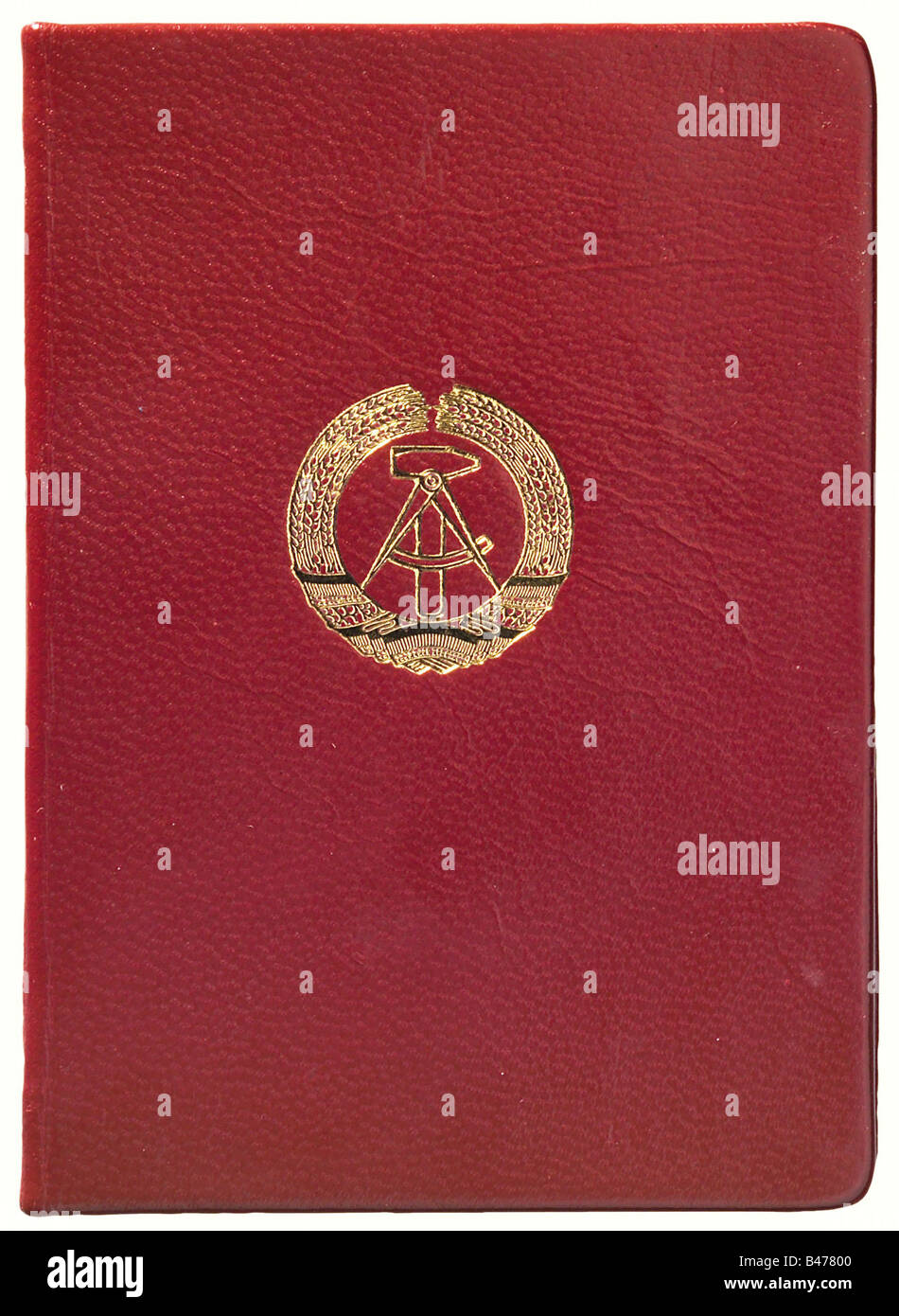Dr. Günter Mittag (1926 - 1994)., A State Councillor's Pass (Staatsratsausweis), 16th of June 1986. Pass, bound in red leather, with state coat of arms of the GDR stamped in gold on the front. Inside, signature of the Chairman of the State Council, Honecker, and signature of Mittag, as well as photo. Mittag was Deputy Chairman of the State Council of the GDR. historic, historical, 1980s, 20th century, GDR, East Germany, Eastern Germany, East-German, East German, object, objects, stills, clipping, cut out, cut-out, cut-outs, document, documents, Stock Photo