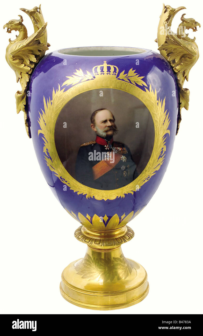 Friedrich August Eberhard, Prince of Württemberg (1813-1885)., A large ... - Large Provisional Trains Remain Cushion Golden
