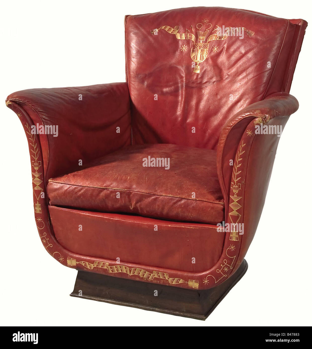 Pope Pius XII - a presentation arm chair from Prince Alfons of Bavaria, for the 1926/27 New Year to HE Msgr. Dr. Eugen Pacelli, Archbishop of Sardes and Papal Nuncio in Berlin. Red Morocco leather stamped in gold. The Munich coat of arms is on the back with a waving scrol historic, historical, 1920s, 20th century, fine arts, art, art object, art objects, artful, precious, collectible, collector's item, collectibles, collector's items, rarity, rarities, Stock Photo