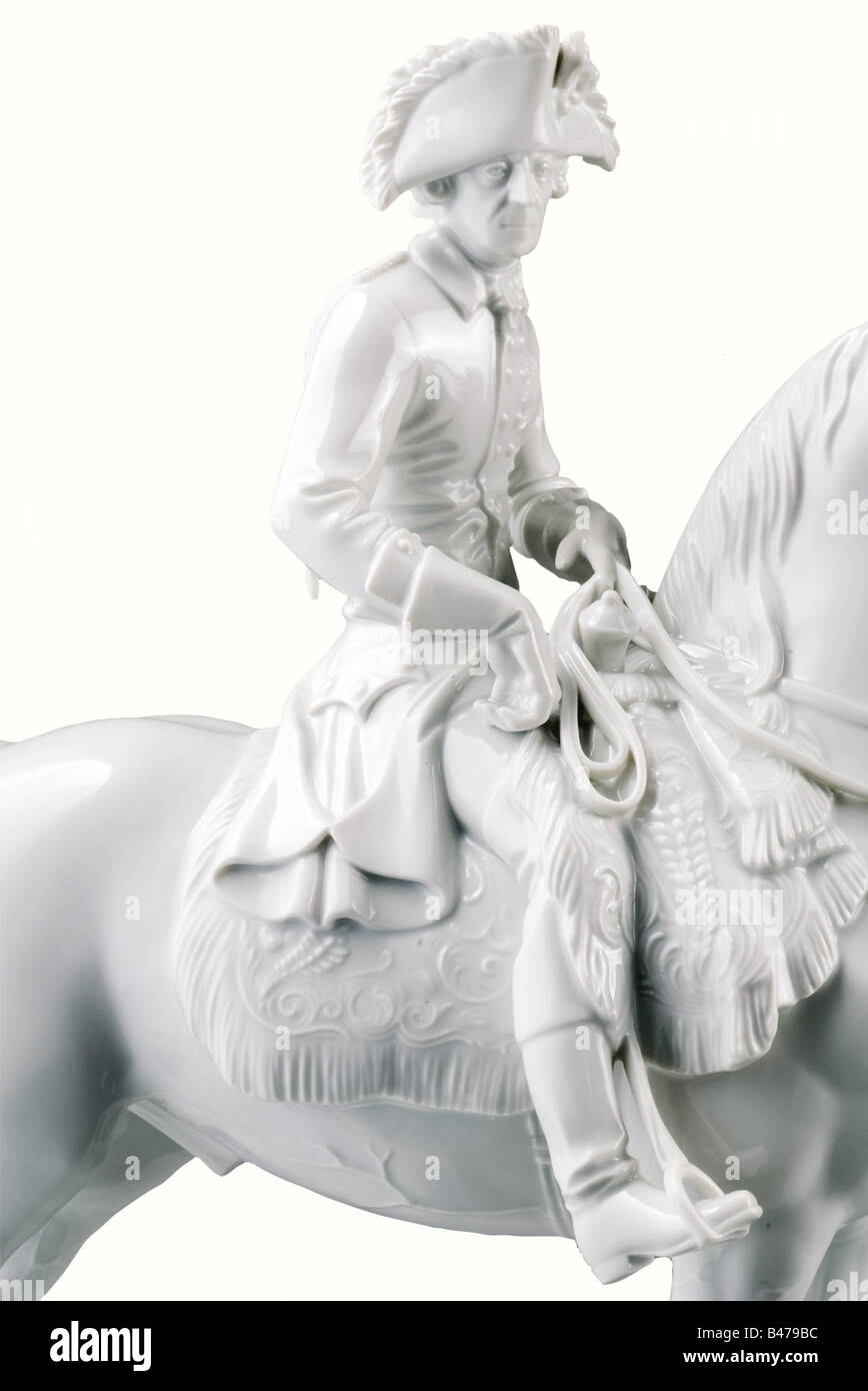Frederick the Great., White glazed porcelain. The artist's signature 'Prof. Th. Kärner' stamped on the bottom, the manufacturer's mark and model number '94' have been effaced. Presumably small replacments (blade of the small sword) and restorations. Possibly an Eschenbach production? Height 29 cm. people, 1930s, 1930s, 20th century, object, objects, stills, clipping, clippings, cut out, cut-out, cut-outs, man, men, male, Stock Photo