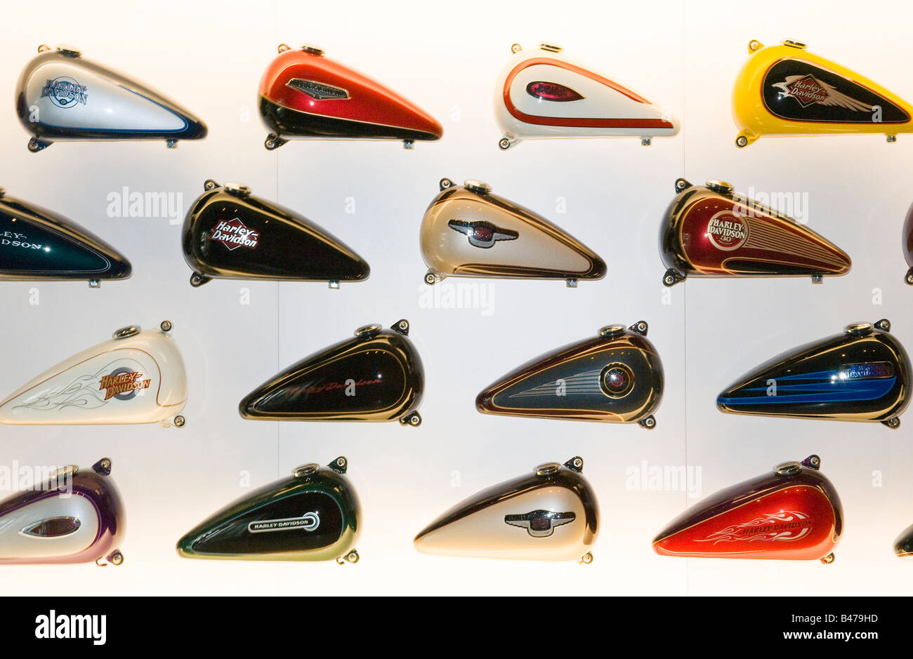 Harley davidson gas tank hi-res stock photography and images - Alamy