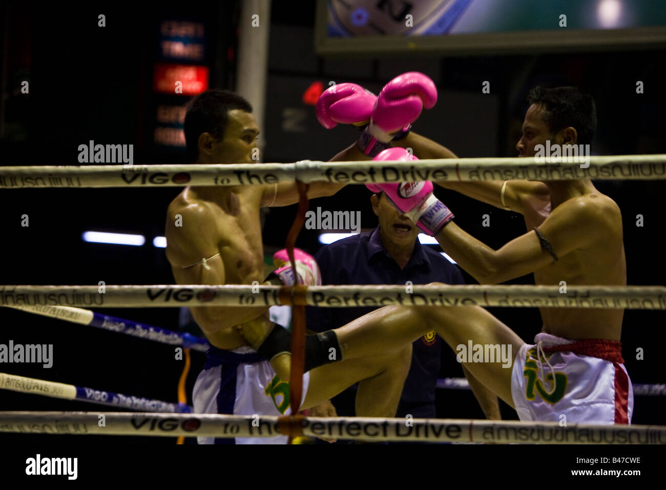 Thai Boxing Lumpinee Stadium Bangkok Thailand Stock Photo Alamy